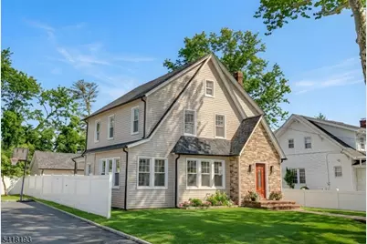 711 Pemberton Ave, Plainfield, NJ 07060 - Photo 1