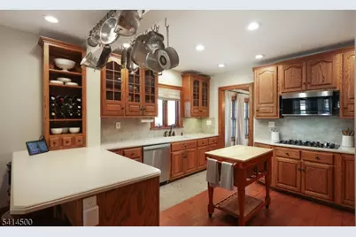 660 Glen Ave, Westfield Town, NJ 07090 - Photo 14