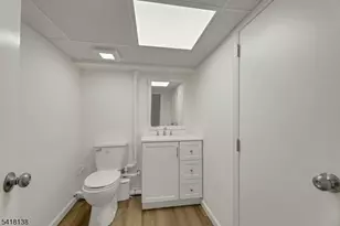 10 Lake Dr W, Wayne, NJ 07470 - Photo 26