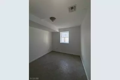 339 Ocean Ave, Jersey City, NJ 07305 - Photo 28