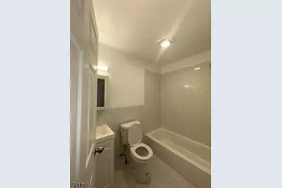 339 Ocean Ave, Jersey City, NJ 07305 - Photo 12