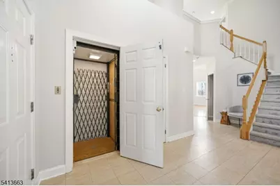 18 Glen Rock Rd, Cedar Grove, NJ 07009 - Photo 2