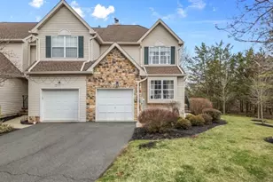 32 Dewitt Ln, Hillsborough Township, NJ 08844 - Photo 2