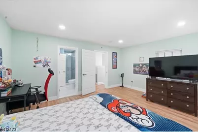 181-A Court St, Newark, NJ 07103 - Photo 22