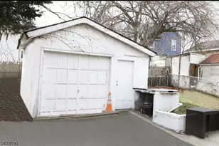 16 Krueger Pl, Passaic, NJ 07055 - Photo 26