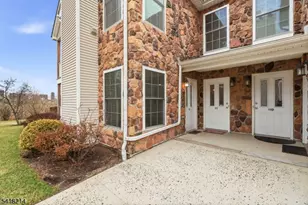 116 Chariot Ct, Piscataway Township, NJ 08854 - Photo 2