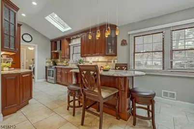 7 Chadwick Rd, Livingston, NJ 07039 - Photo 14