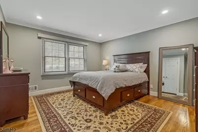 7 Chadwick Rd, Livingston, NJ 07039 - Photo 22