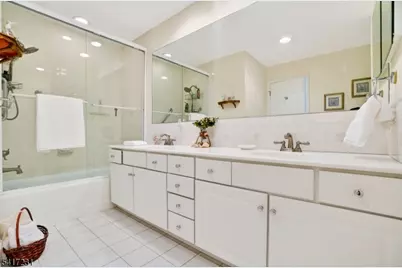 20 Conklin Ct, Roseland, NJ 07068 - Photo 14