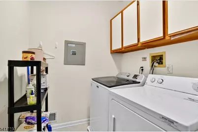 20 Conklin Ct, Roseland, NJ 07068 - Photo 20