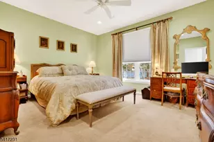 20 Conklin Ct, Roseland, NJ 07068 - Photo 10