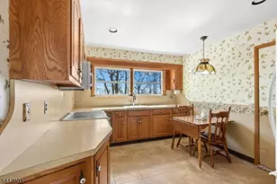 10 Tree Top Dr, Springfield, NJ 07081 - Photo 10