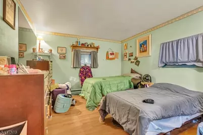 236 Stuyvesant Ave, Lyndhurst Township, NJ 07071 - Photo 28