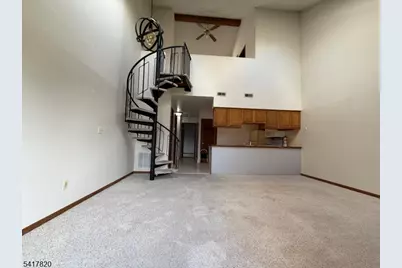 10 Augusta Dr #4, Vernon Twp., NJ 07462 - Photo 4