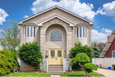 12-31 Roosevelt Pl, Fair Lawn, NJ 07410 - Photo 1