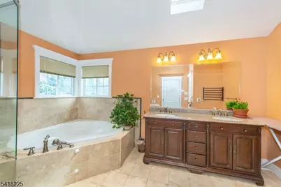 12-31 Roosevelt Pl, Fair Lawn, NJ 07410 - Photo 20