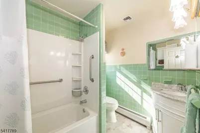 53 Circle Dr, Parsippany, NJ 07878 - Photo 16