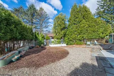 53 Circle Dr, Parsippany, NJ 07878 - Photo 36