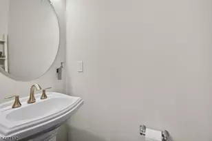 29 Robeson St, Somerville, NJ 08876 - Photo 18