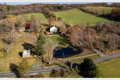 46 Poor Farm Rd, Hopewell Township, NJ 08534 - Photo 2