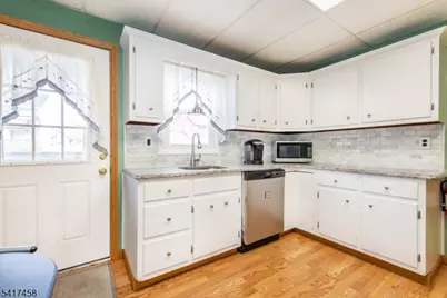 48 Division Ave, Belleville, NJ 07109 - Photo 12