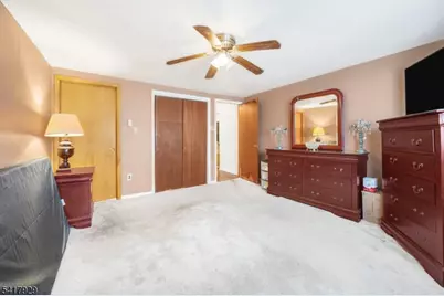 247 Cranford Ave, Cranford Township, NJ 07016 - Photo 14