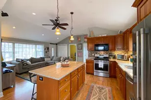 28 Woodside Dr, West Milford Twp., NJ 07480 - Photo 16