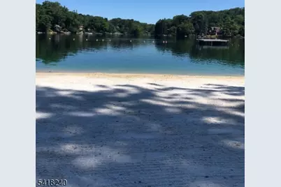 28 Woodside Dr, West Milford Twp., NJ 07480 - Photo 36