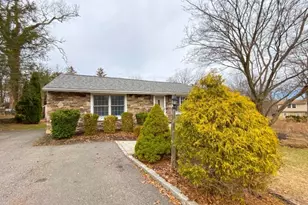 28 Woodside Dr, West Milford Twp., NJ 07480 - Photo 4