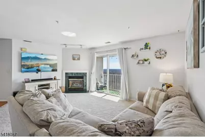 1636 King Ct, Green Brook Township, NJ 08812 - Photo 8