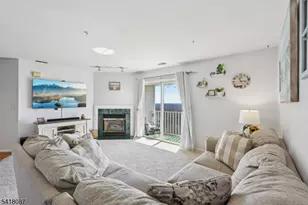 1636 King Ct, Green Brook Township, NJ 08812 - Photo 8