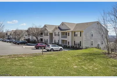 1636 King Ct, Green Brook Township, NJ 08812 - Photo 32