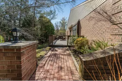 8 Betty Court, Lebanon, NJ 08833 - Photo 4