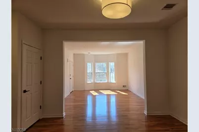 43 Forest Dr, Piscataway Township, NJ 08854 - Photo 4