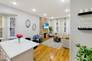 81 N Grove St, East Orange, NJ 07017 - Photo 16