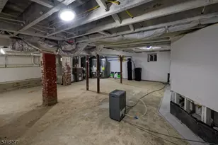 81 N Grove St, East Orange, NJ 07017 - Photo 30