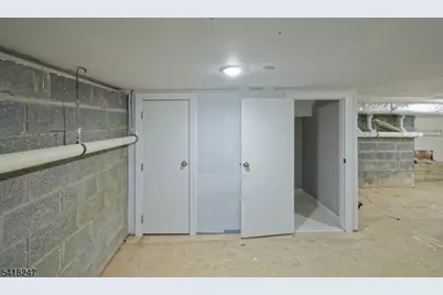 81 N Grove St #3, East Orange, NJ 07017 - Photo 36