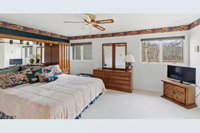25 Stone Row Ln, Jefferson Township, NJ 07438 - Photo 18