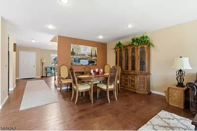 25 Stone Row Ln, Jefferson Township, NJ 07438 - Photo 6