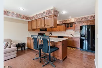 25 Stone Row Ln, Jefferson Township, NJ 07438 - Photo 8