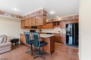 25 Stone Row Ln, Jefferson Township, NJ 07438 - Photo 8