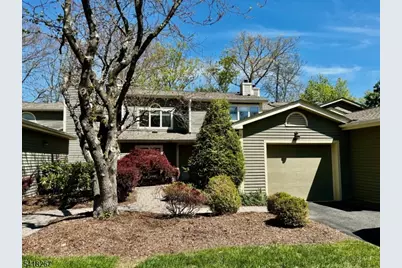 25 Stone Row Ln, Jefferson Township, NJ 07438 - Photo 1