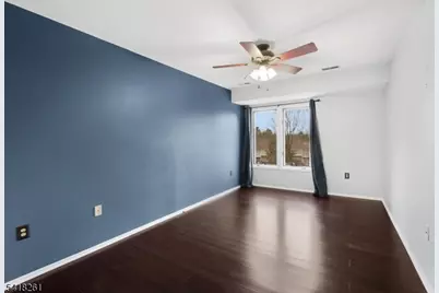 66 Sam Bonnell Dr, Union Township, NJ 08809 - Photo 16