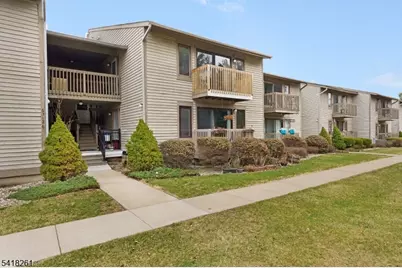 66 Sam Bonnell Dr, Union Township, NJ 08809 - Photo 2