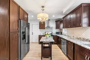 218 Muhlenberg Pl, Plainfield, NJ 07060 - Photo 12