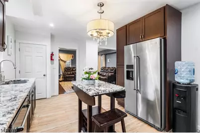 218 Muhlenberg Pl, Plainfield, NJ 07060 - Photo 16