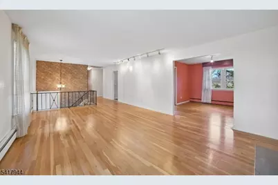 67 Sun Valley Way, Morris Plains, NJ 07950 - Photo 6