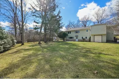 67 Sun Valley Way, Morris Plains, NJ 07950 - Photo 26