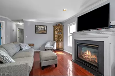 89 Bourne Cir, Hardyston Township, NJ 07419 - Photo 6