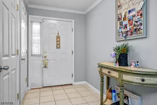 89 Bourne Cir, Hardyston Township, NJ 07419 - Photo 4